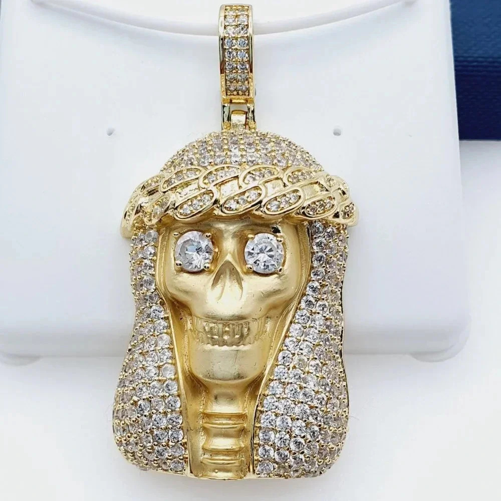 "14K Gold Plated Cubic Zircon Pendant, EVBRS651